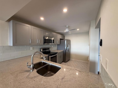 9 Royal Palm Way, Boca Raton, FL 33432 - photo 2