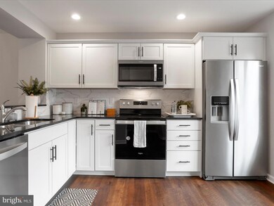 132 W 9th St, Front Royal, VA 22630 - photo 3