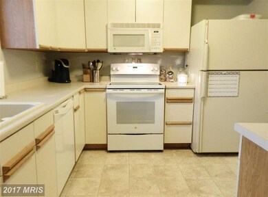 23328 Red Oak Ct, California, MD 20619 - photo 4