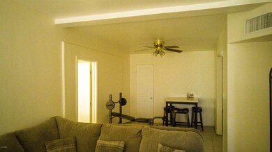 2808 Heatherbrae Front room 2