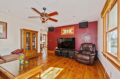 1592 E Walnut Ave, Des Plaines, IL 60016 - photo 5
