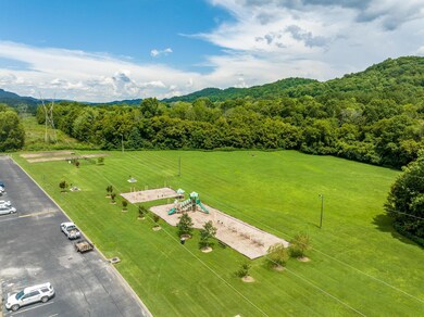 2022_08_August_900_Mountain_Creek_Rd_# 4