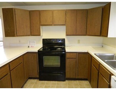 279 Broadway unit 6, Lawrence, MA 01841 - photo 5