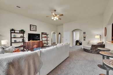 4701 Bella Ct, Alvin, TX 77511 - photo 6