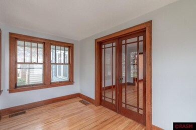 205 W 8th St, Mankato, MN 56001 - photo 2