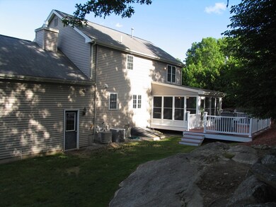 393 Congress St, Woonsocket, RI 02895 - photo 4