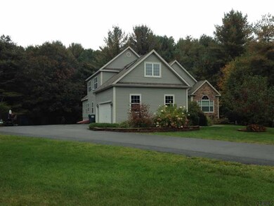 9 Benedict Ct, Ballston Spa, NY 12020 - photo 3