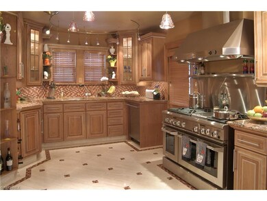 Incredible Kitchen...Travertine, Glass Tiles, Gran