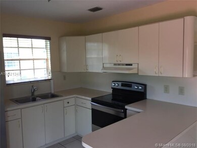 7762 Miramar Blvd, Miramar, FL 33023 - photo 4