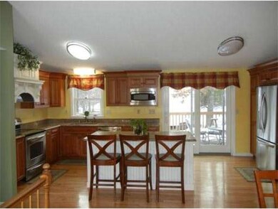 16 Spinnaker Dr, Derry, NH 03038 - photo 3