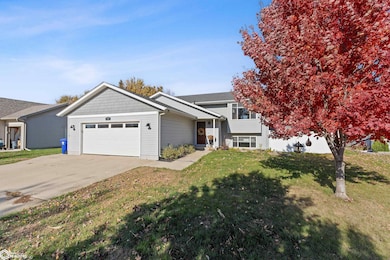 320 E Henschen St, Garner, IA 50438 - photo 2