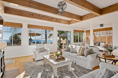 06 - Living Area