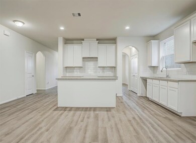 1860 Alyssa Way, Alvin, TX 77511 - photo 5