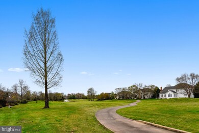 18436 Lanier Island Square, Leesburg, VA 20176 - photo 5