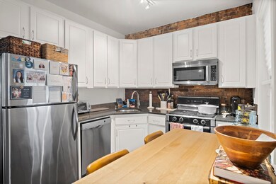 293 W 2nd St unit 1, Boston, MA 02127 - photo 6