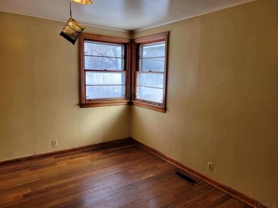 1108 E 32nd St, Marion, IN 46953 - photo 4