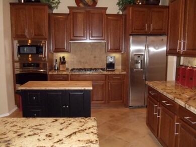 Granite Counters & Upgraded Cabinets