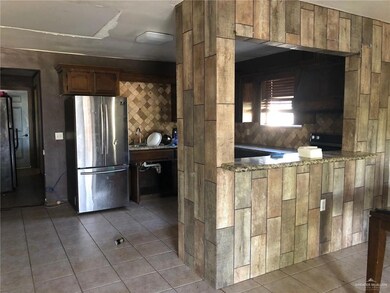 3312 Castillo St, Donna, TX 78537 - photo 4