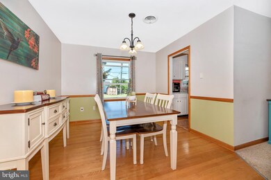 19222 Woodhaven Dr, Hagerstown, MD 21742 - photo 7