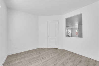 4720 W Shelbourne Ave, Las Vegas, NV 89139 - photo 5