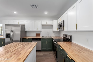 9155 W Adams St, Tolleson, AZ 85353 - photo 7