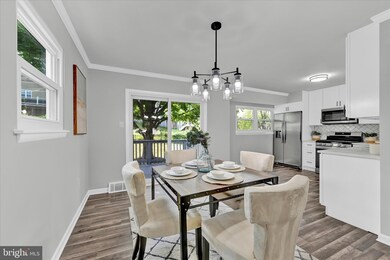 305 Wembley Rd, Reisterstown, MD 21136 - photo 6