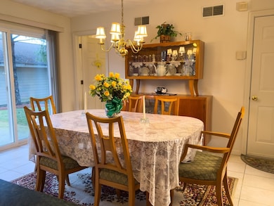 127 Caddy Ct, Tewksbury, MA 01876 - photo 4