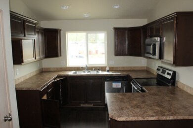 905 E Silver Pine Rd, Colbert, WA 99005 - photo 5