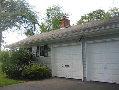 33 Meadowbrook Dr, Barrington, RI 02806 - photo 3