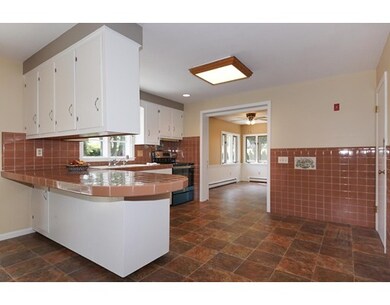 137 Pleasant St, Northborough, MA 01532 - photo 6