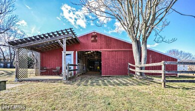 4905 Catholic Church Rd, Knoxville, MD 21758 - photo 7