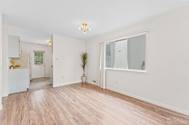 11 Chamberlain Ct, Old Bridge, NJ 08857 - photo 7