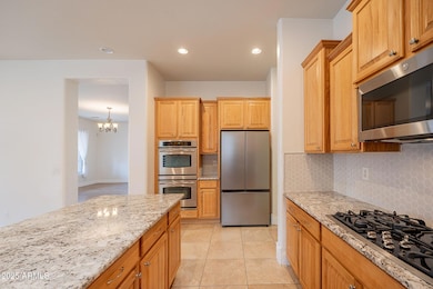10-web-or-mls-Montebello-10