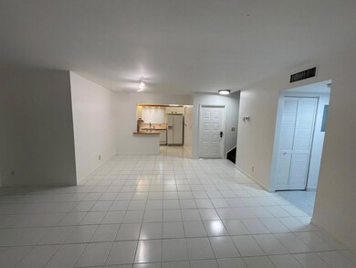 2372 NW 39th Ave unit 22F, Coconut Creek, FL 33066 - photo 5