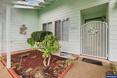 19235 SW Durell Ct, Beaverton, OR 97006 - photo 4