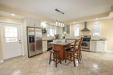 118 Dysart St, Quincy, MA 02169 - photo 7