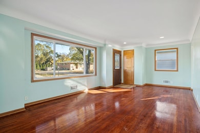 5513 North Bryant Avenue - Spacecrafting - 0005.jpg