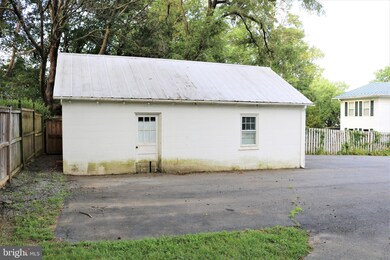 150 N Hatcher Ave, Purcellville, VA 20132 - photo 7