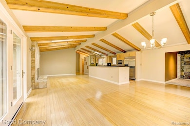 2839 Lanergan Dr, Troy, MI 48084 - photo 2