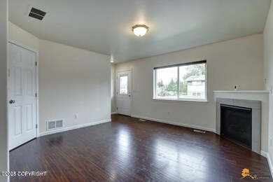 1337 E 14th Ave unit B, Anchorage, AK 99501 - photo 4