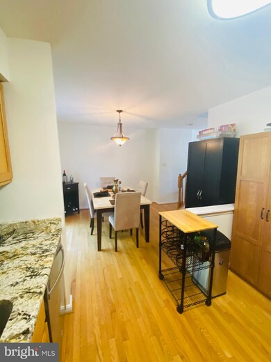 808 Queensdale Ct, Capitol Heights, MD 20743 - photo 4