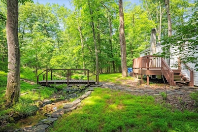 06-HomeView_Media-212_R_Own_Rd.-#6