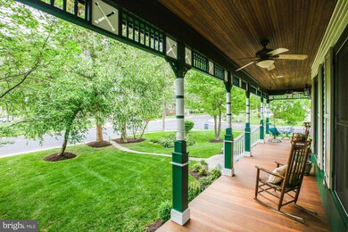 201 Glyndon St SE, Vienna, VA 22180 - photo 2