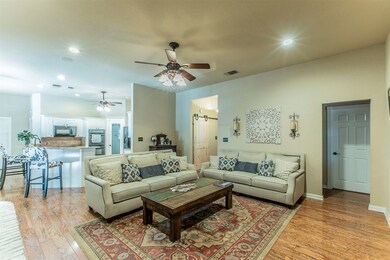 1750 Cabaniss Ln, Weatherford, TX 76088 - photo 4