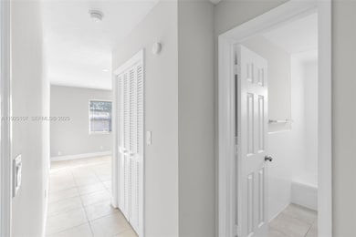 4021 N Andrews Ave unit 3, Fort Lauderdale, FL 33309 - photo 2