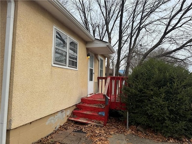 1178 Randolph St, Leavenworth, KS 66048 - photo 3