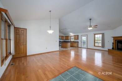 1030 Georges Creek Rd, Gallipolis, OH 45631 - photo 4