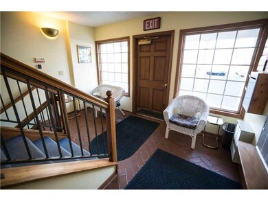 Entry/Foyer. Mail boxes are located in the foyer o