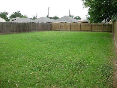 Yard/Garden.