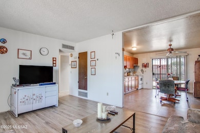 2306 E Walnut St, Tucson, AZ 85706 - photo 5